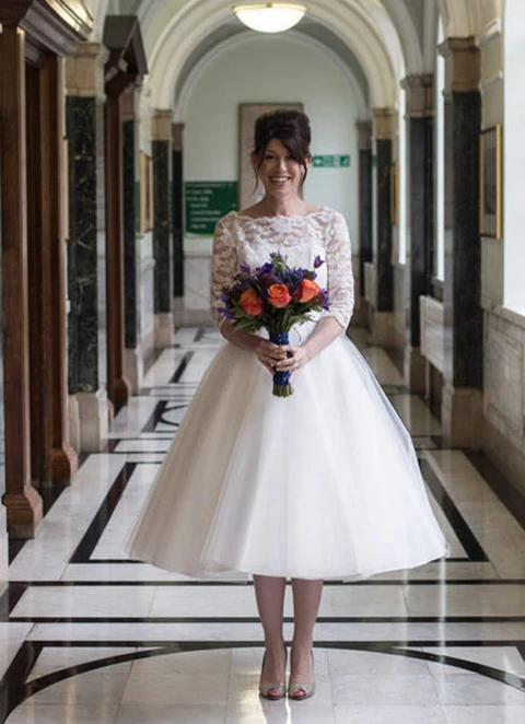 Tulle Ball Gown Bateau Tea-length Lace Wedding Dress