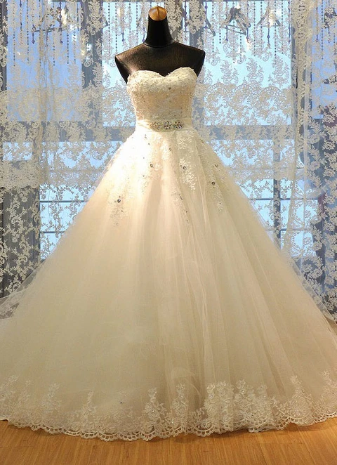 Lace Wedding Dress Ball-gown/princess Strapless Chapel Train With Beaded