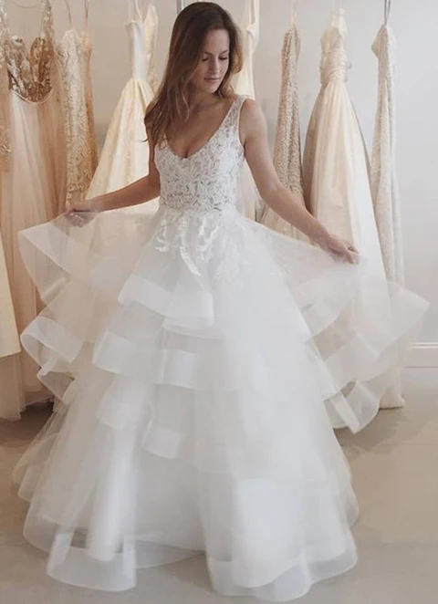 Ball-gown/princess Scoop Neck Sleeveless Long/floor-length Tulle Wedding Dress With Lace Ruffles