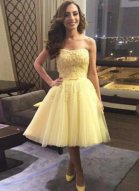 A-line Sweetheart Sleeveless Knee-length Tulle Dresses With Appliqued Beading