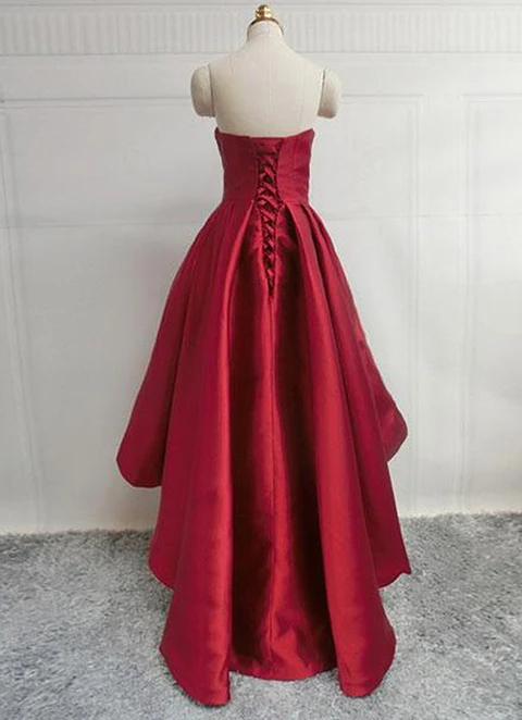 A-line Sweetheart Sleeveless Satin Asymmetrical Dresses With Pleated