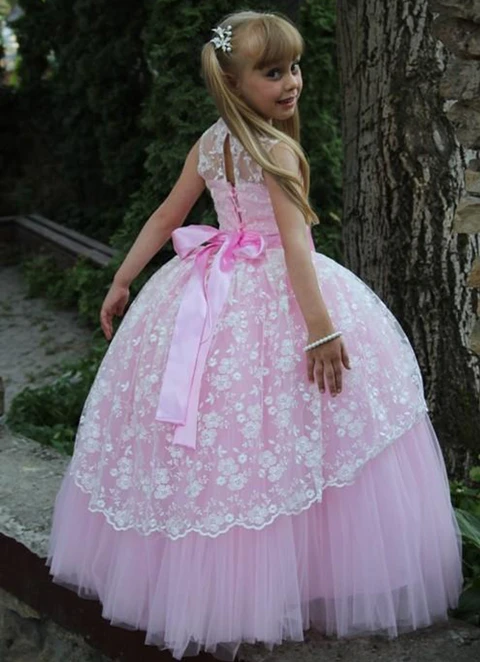 Ball-gown/princess Illusion Long/floor-length Tulle Flower Girl Dresses With Lace Sashes