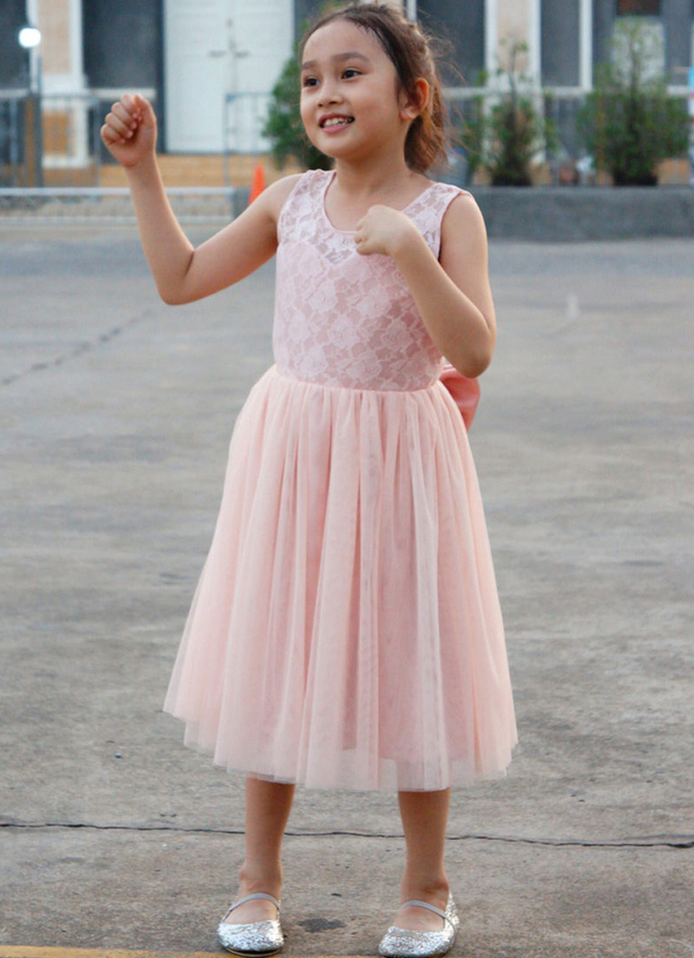  A-line Scoop Tea-length Tulle Flower Girl Dresses With Bowknot