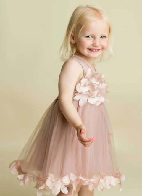 Ball-gown/princess Knee-length Scoop Sleevesless Tulle Flower Girl Dresses With Appliqued