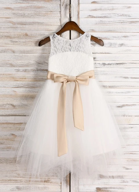 Ball-gown/princess Tulle Sash Scoop Sleeveless Tea-length Flower Girl Dresses With Lace