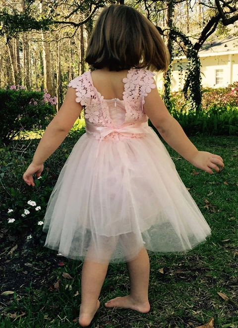 Ball-gown/princess Knee-length Square Sleevesless Tulle Flower Girl Dresses With Appliqued